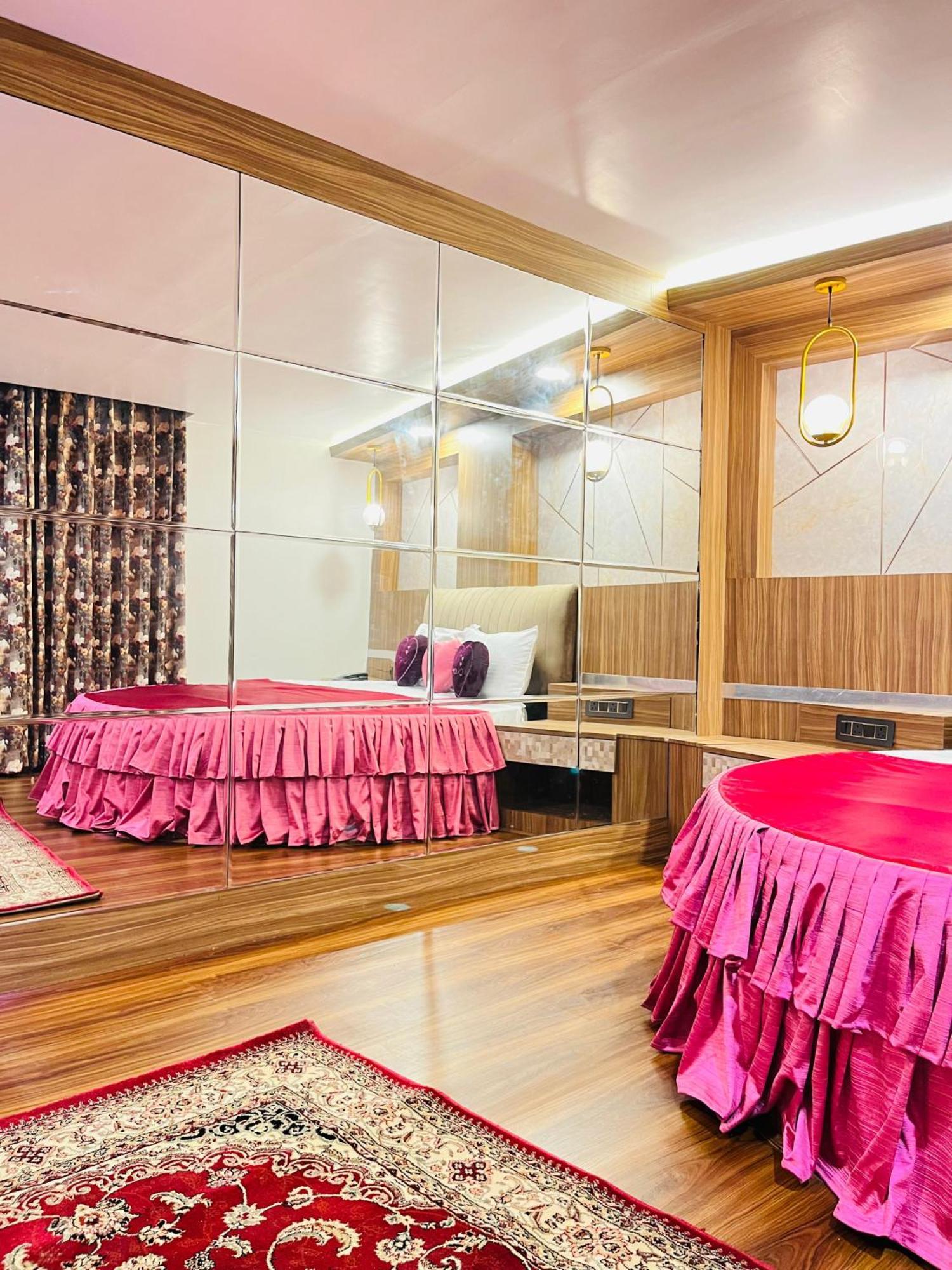 Hotel Broadway Boutique Mall Road Darjeeling - A Luxury Collection - Best Seller Buitenkant foto