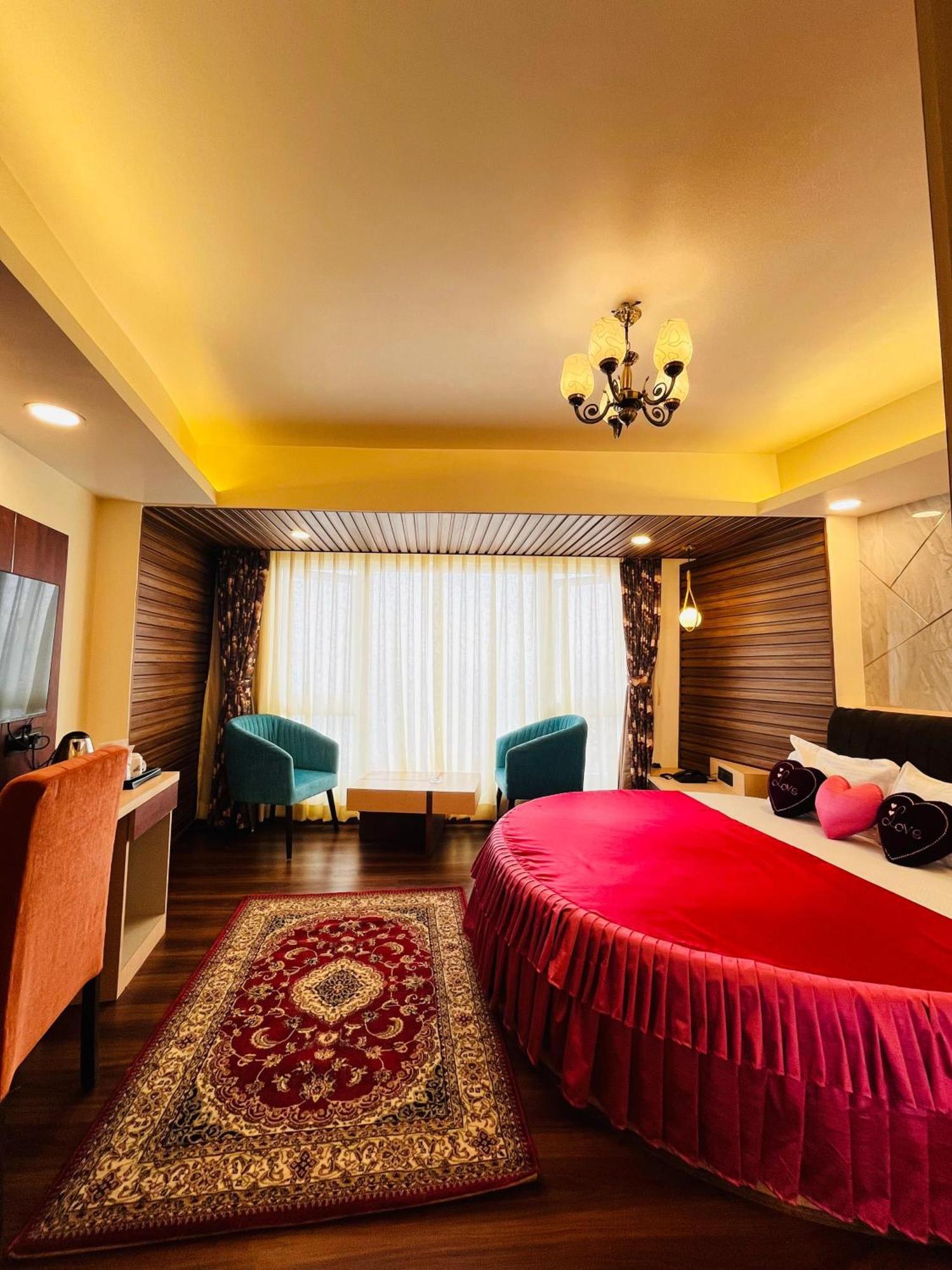Hotel Broadway Boutique Mall Road Darjeeling - A Luxury Collection - Best Seller Buitenkant foto